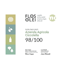 Zertifikat von Flos Olei 2025 für die Azienda Agricola Ciccolella mit einer Spitzenbewertung von 98 von 100 Punkten.